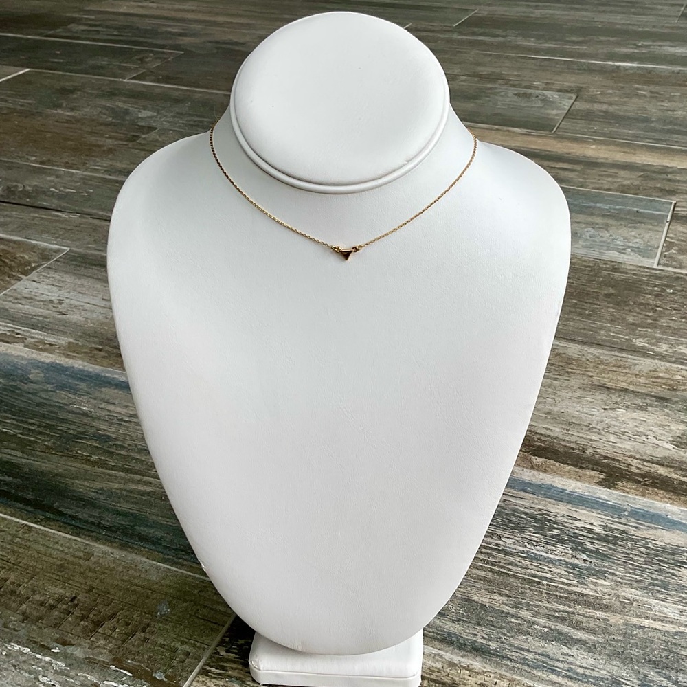 Elegant Gold Necklace